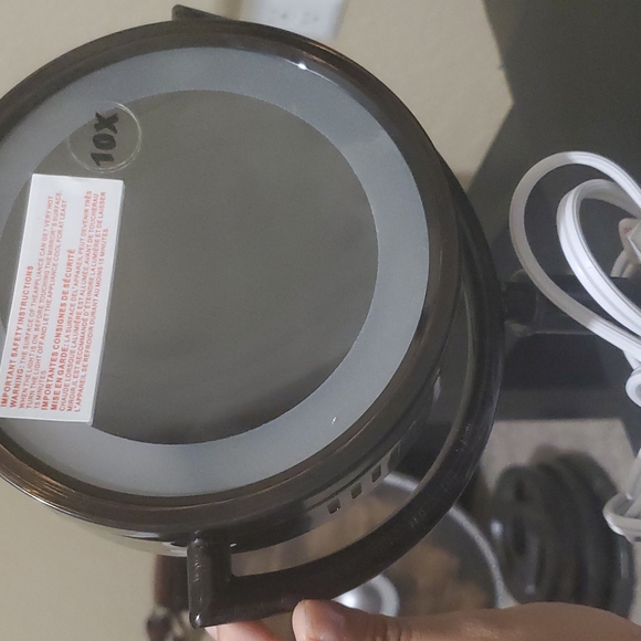 Makeup mirror - Picture 4 of 4